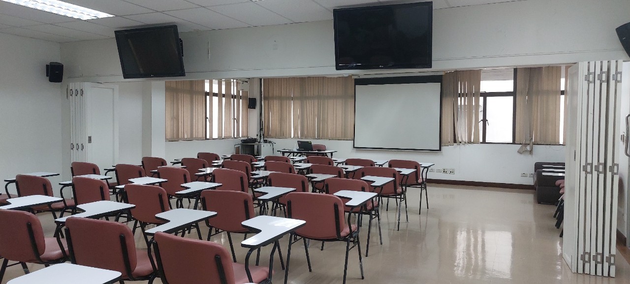 ห้องบรรยาย 40 ที่นั่ง